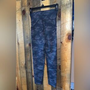 NWOT spanx booty boost leggings